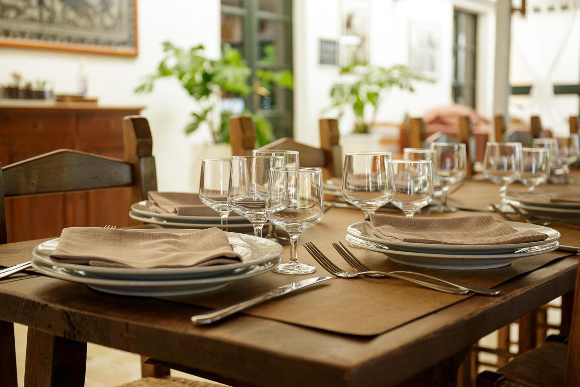 Hotel Ristorante Sa Pedrera Кабрас Екстер'єр фото